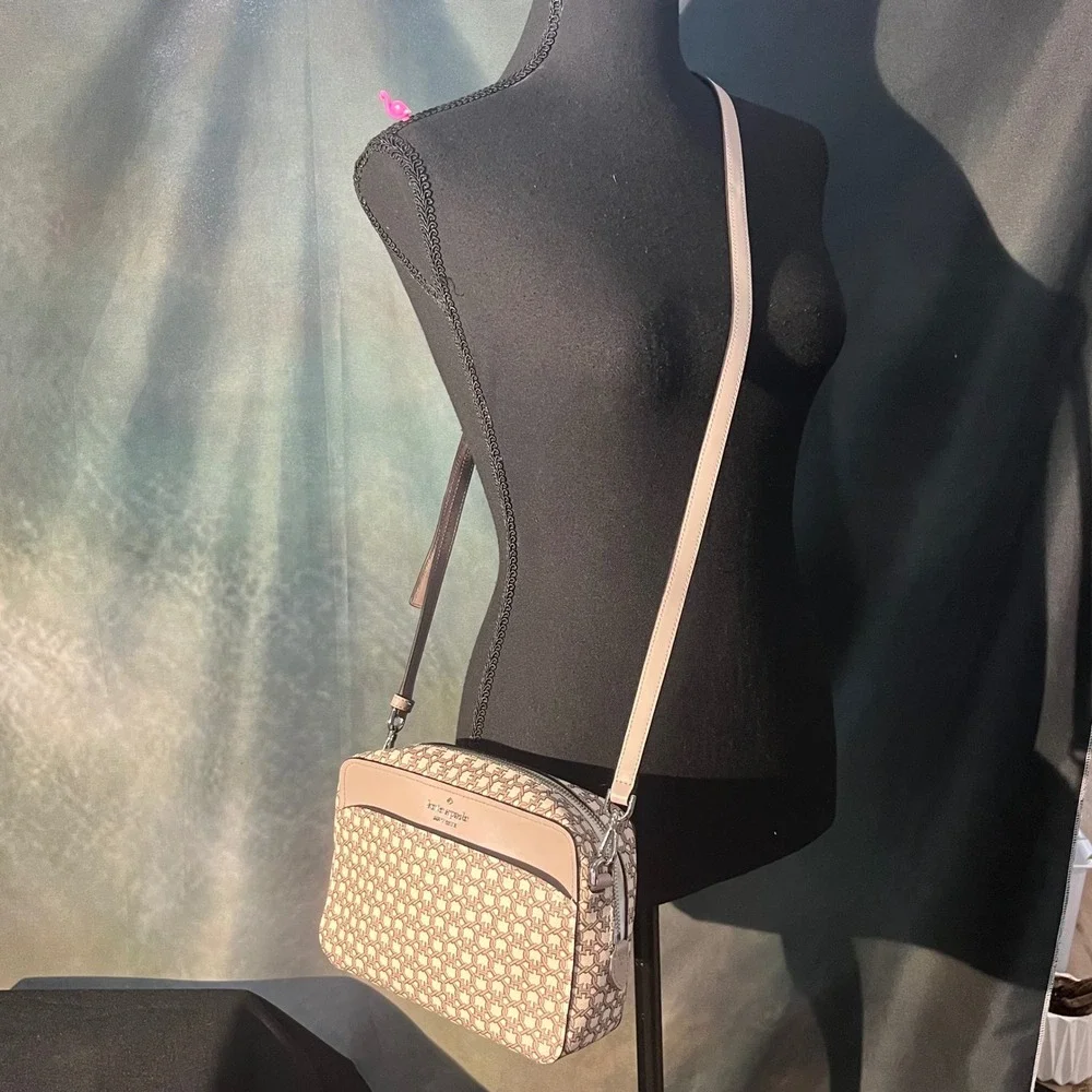 Kate Spade New York Spade Link‎ Camera Bag Crossbody Beige Multi WKR00066